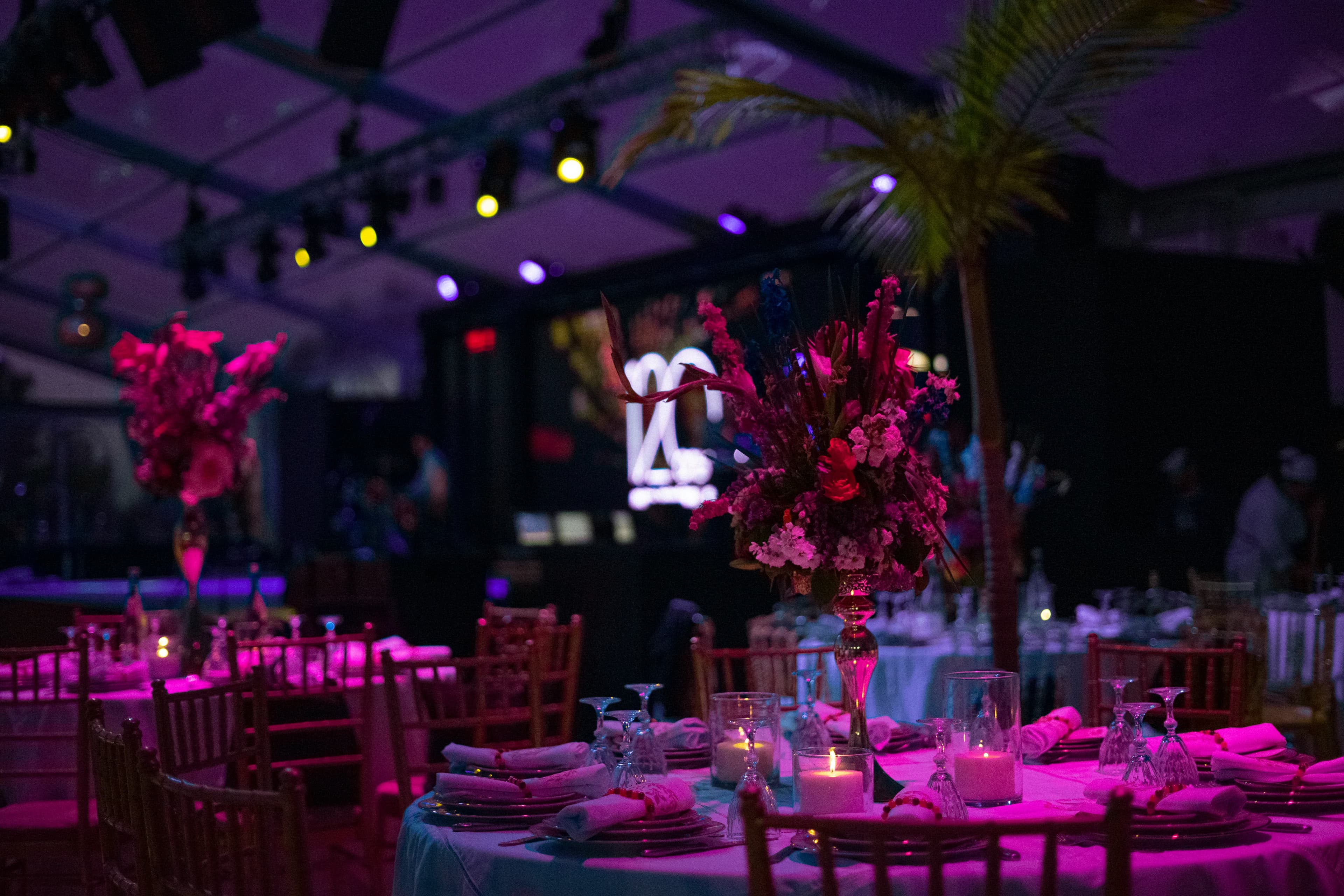 Decor & Theming
